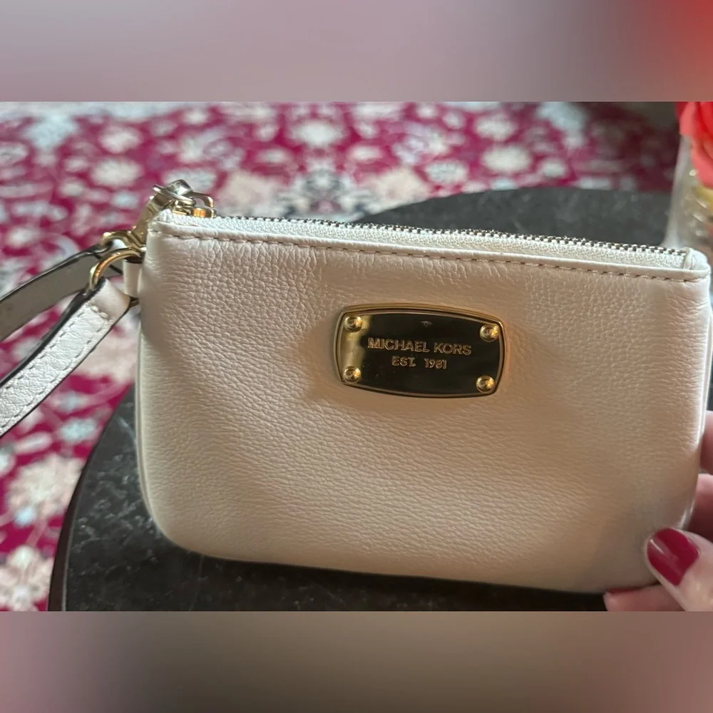 Michael Kors Cream Leather Wristlet